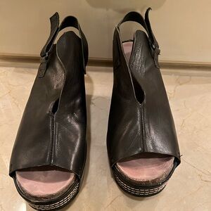 Antelope platform sandle